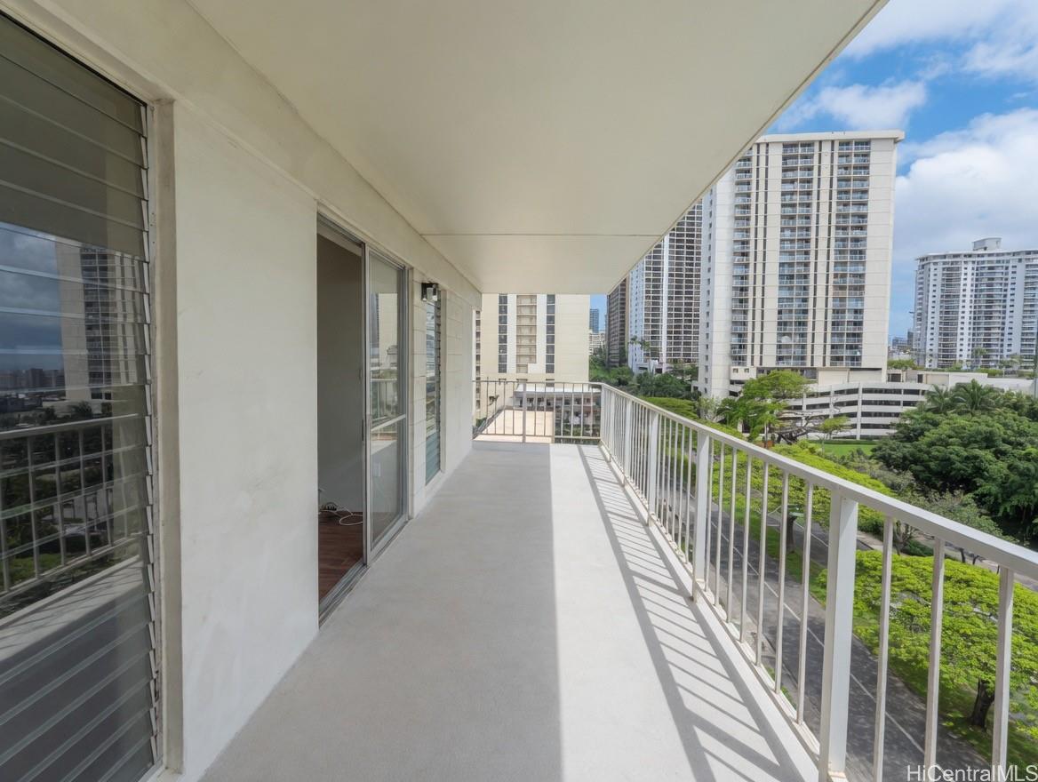 2575 Kuhio Ave Honolulu - Rental - photo 8 of 15