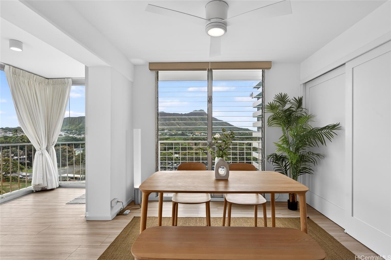 Crescent Park condo # 904, Honolulu, Hawaii - photo 12 of 24