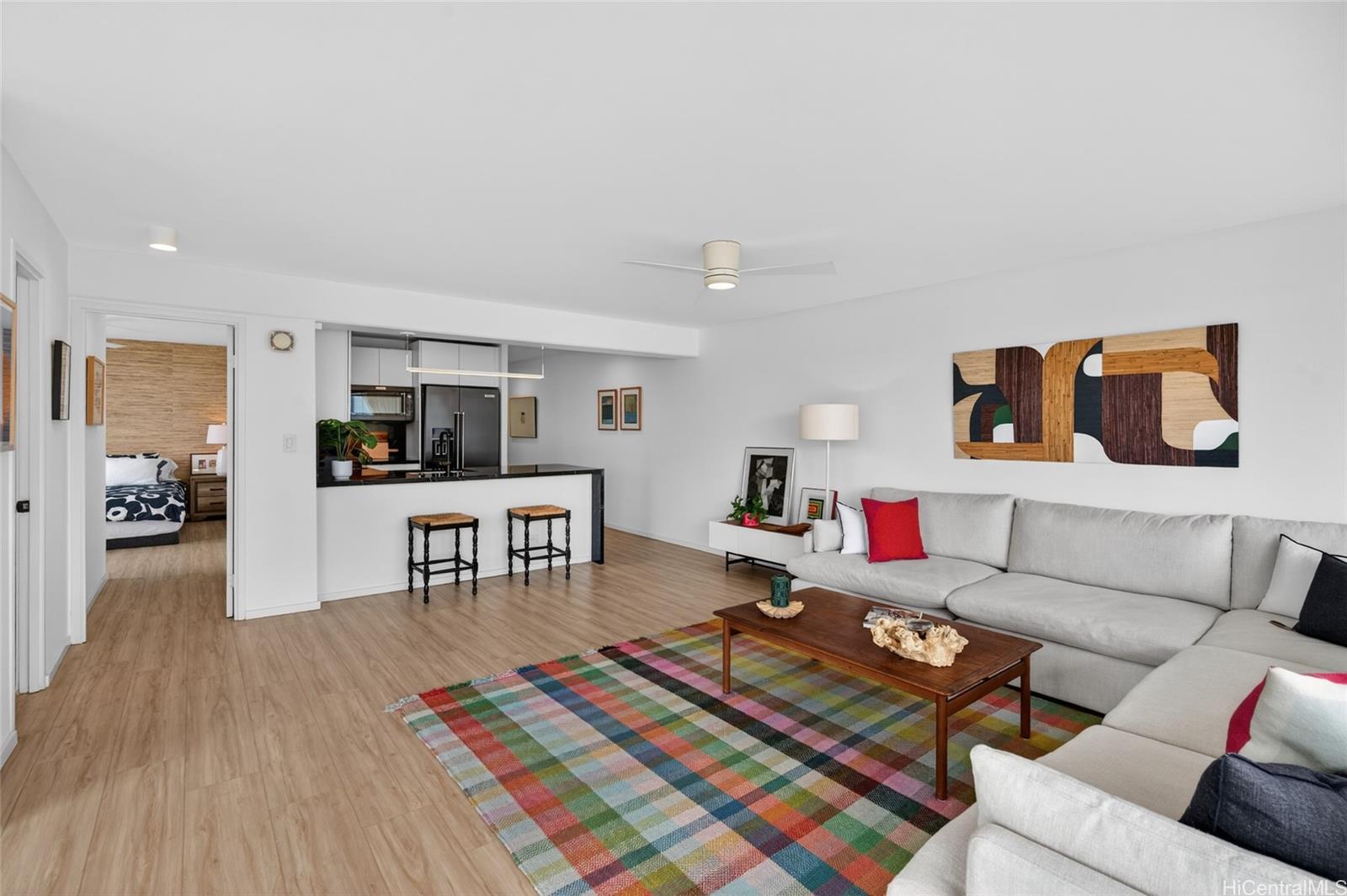 Crescent Park condo # 904, Honolulu, Hawaii - photo 14 of 24