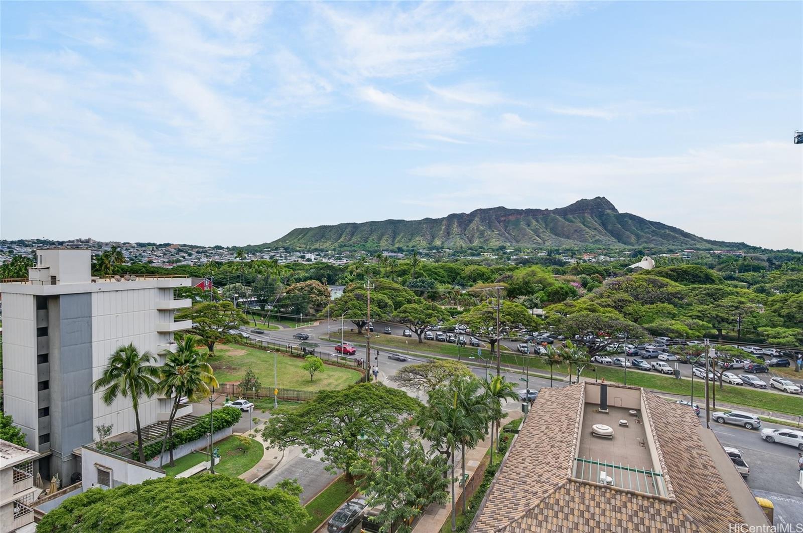 Crescent Park condo # 904, Honolulu, Hawaii - photo 3 of 24