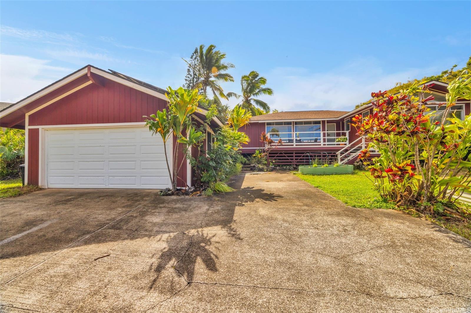 2576  Alohia Place Haiku-pauwela, Maui home - photo 3 of 25
