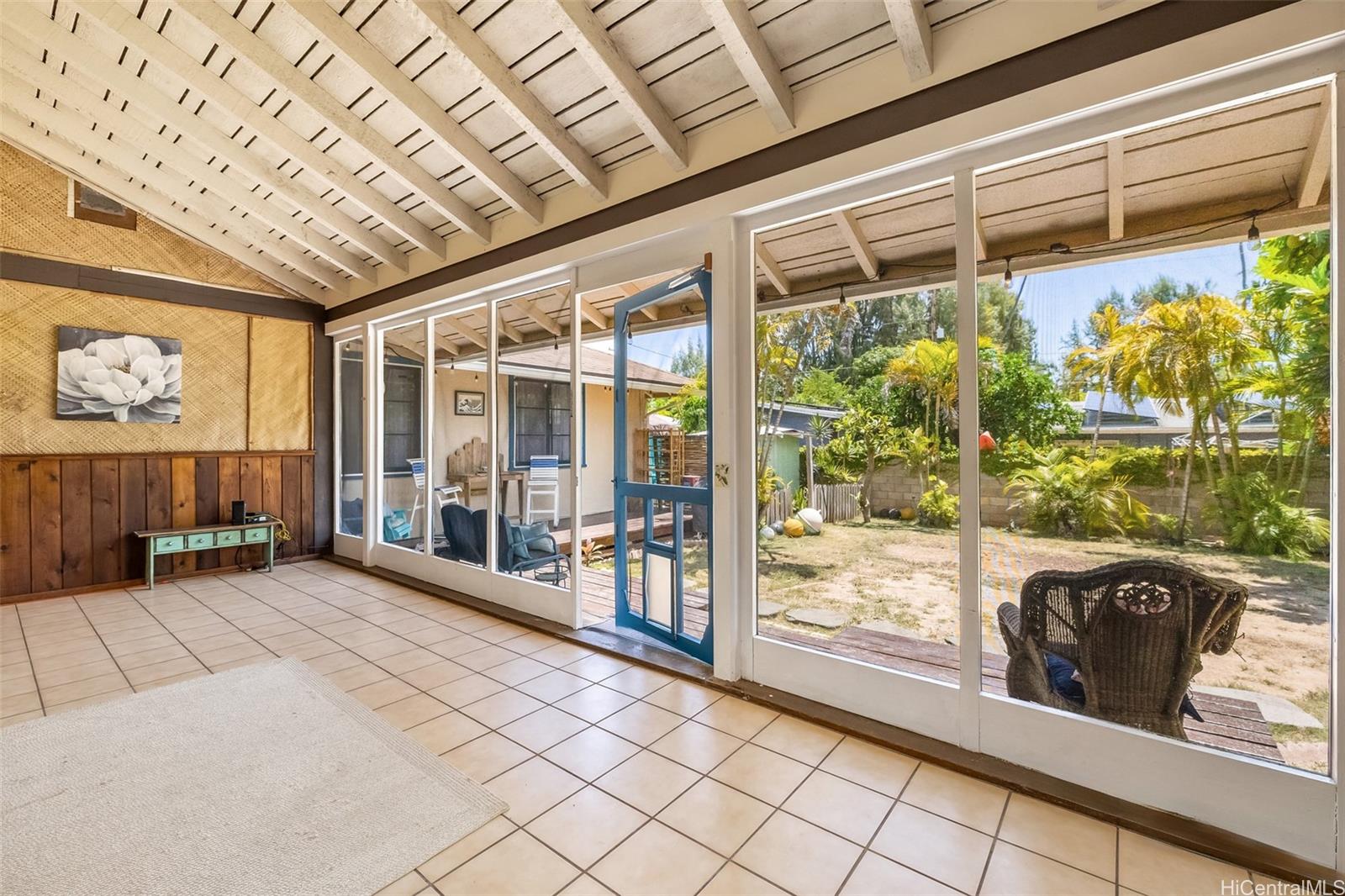 259  Kalaheo Ave Kalama Tract, Kailua home - photo 5 of 25