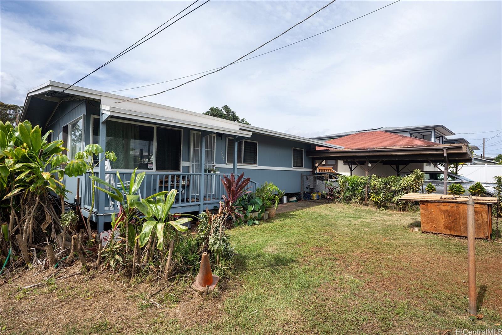 259  Kuahiwi Ave Wahiawa Area, Central home - photo 2 of 19