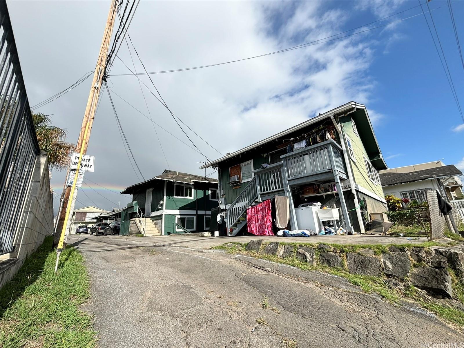 260 School Street Honolulu - Multi-family - photo 2 of 11