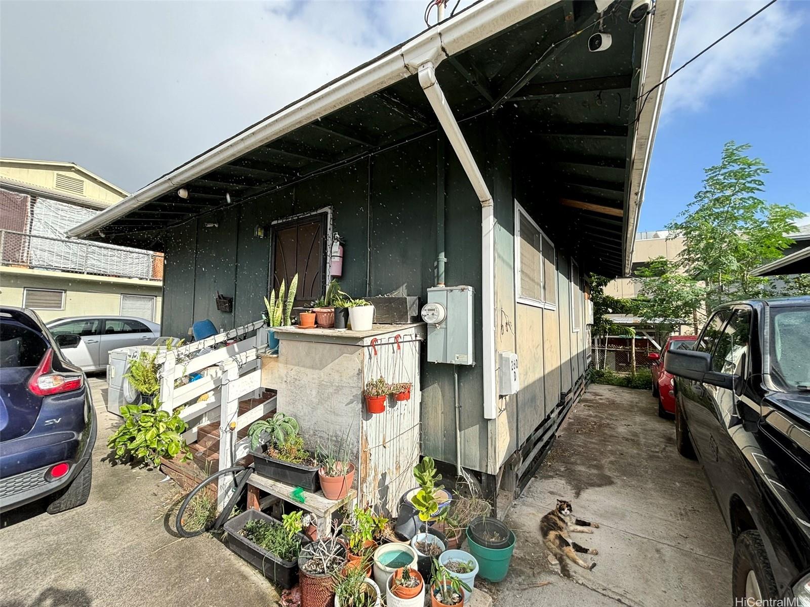 260 School Street Honolulu - Multi-family - photo 9 of 11