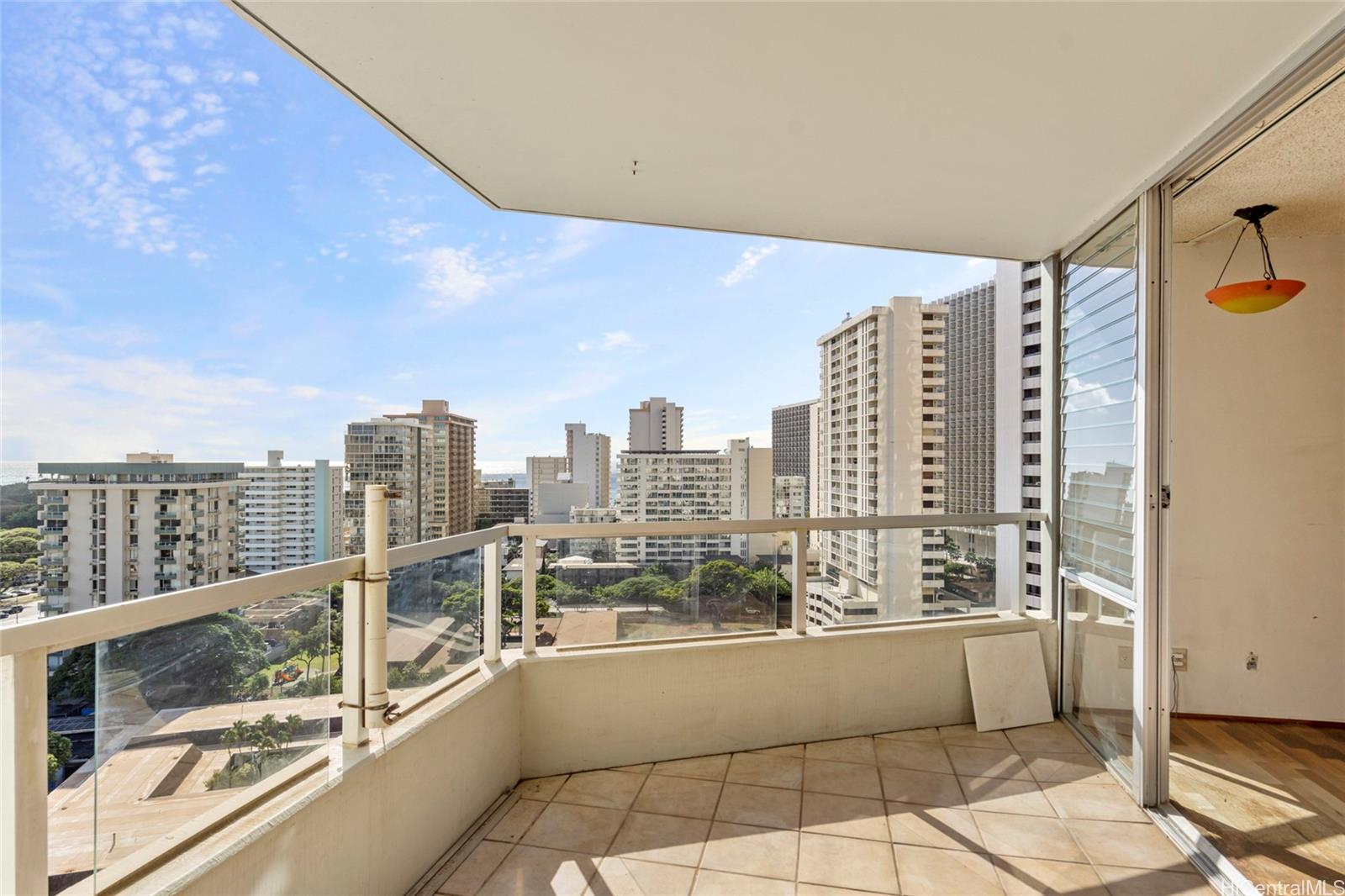 Diamond Head Vista condo # 1603, Honolulu, Hawaii - photo 4 of 22