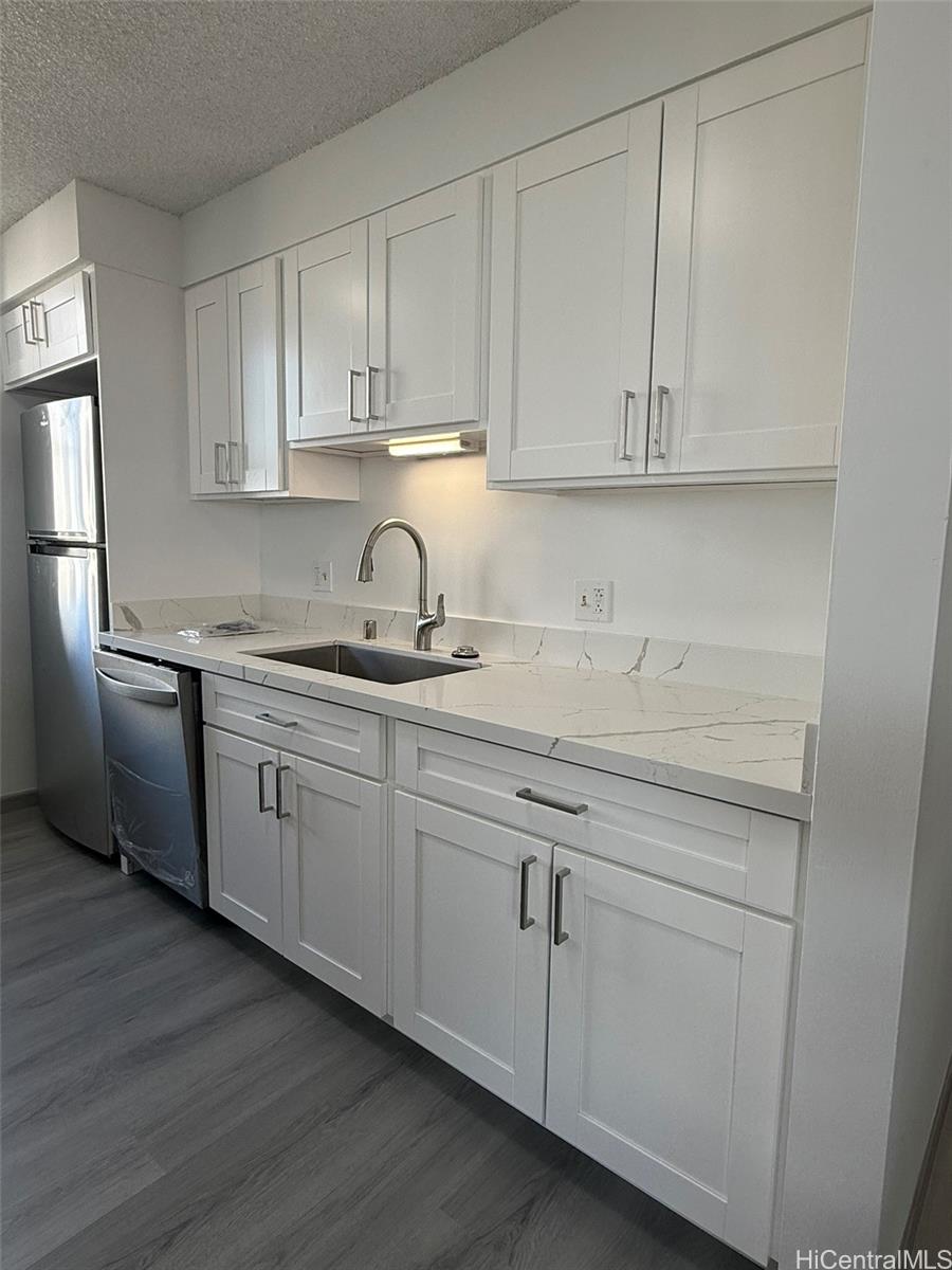 Diamond Head Vista condo # 2005, Honolulu, Hawaii - photo 2 of 24