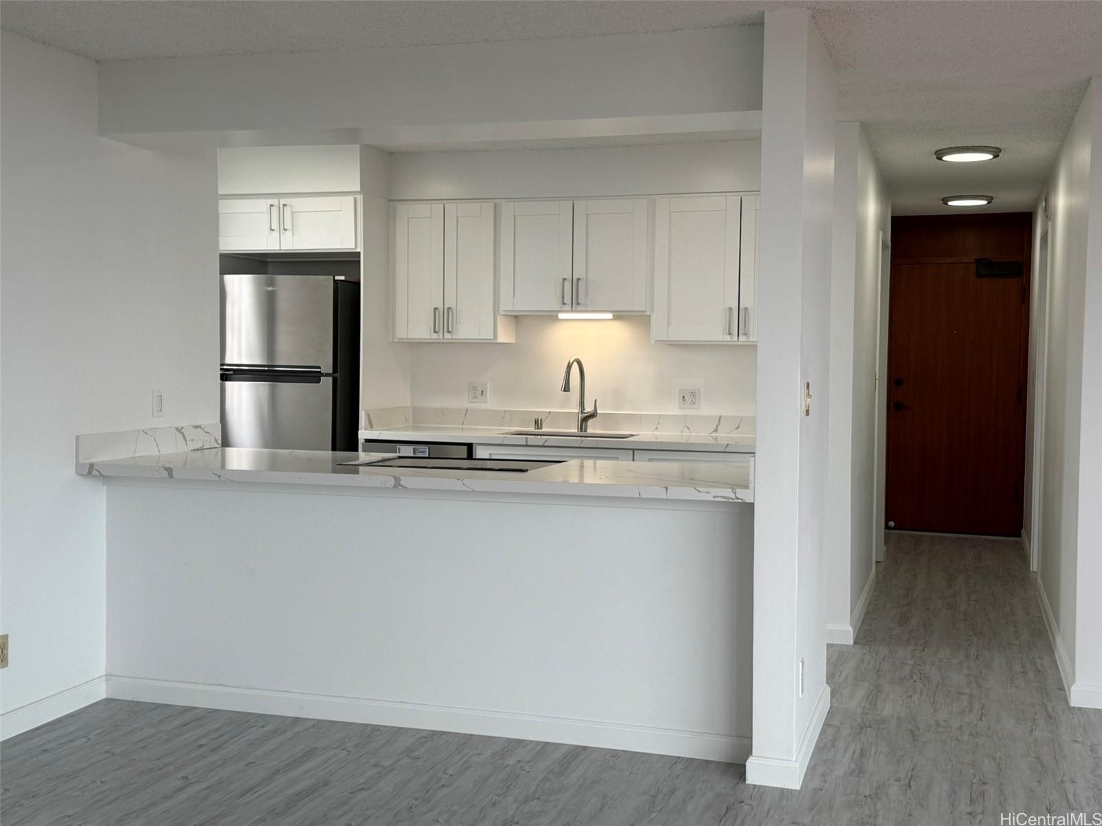 Diamond Head Vista condo # 2005, Honolulu, Hawaii - photo 12 of 24