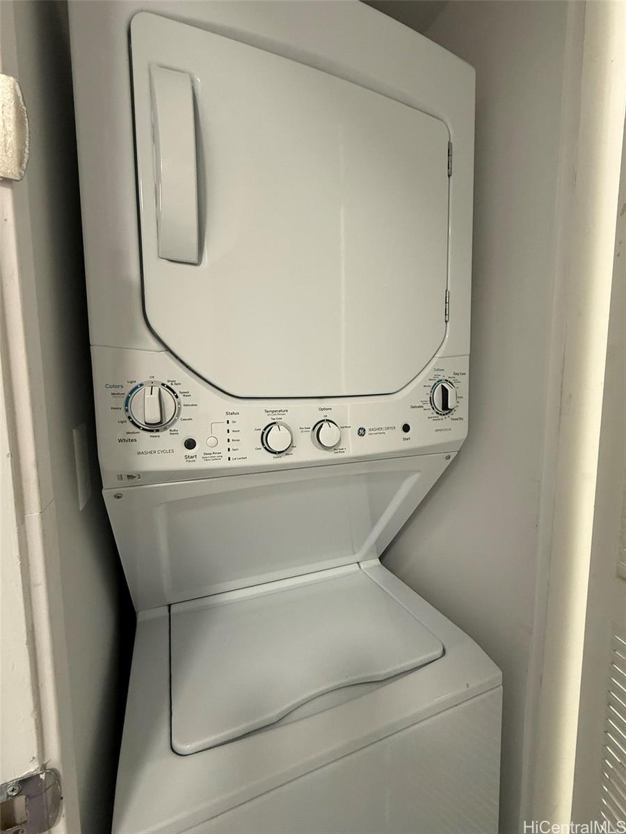 Diamond Head Vista condo # 2005, Honolulu, Hawaii - photo 21 of 24