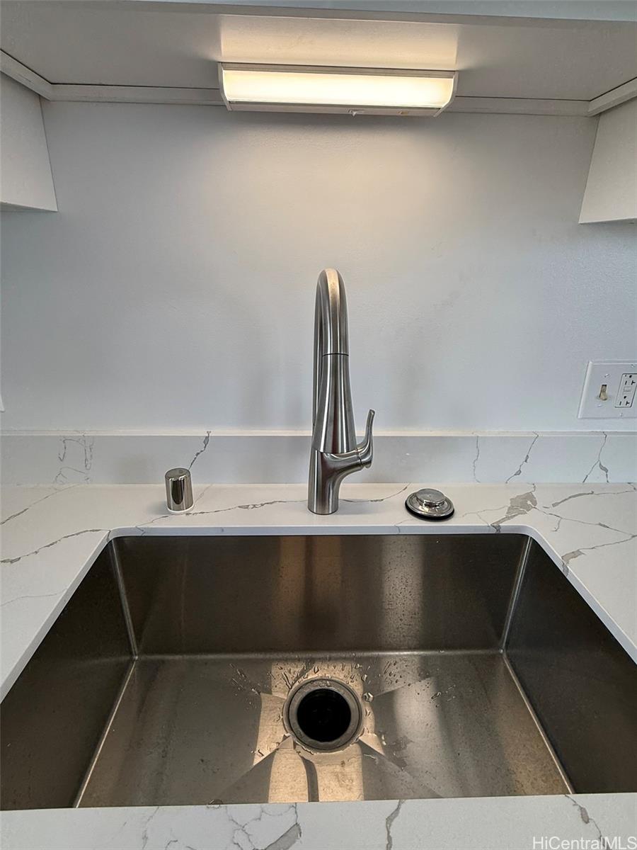 Diamond Head Vista condo # 2005, Honolulu, Hawaii - photo 5 of 24