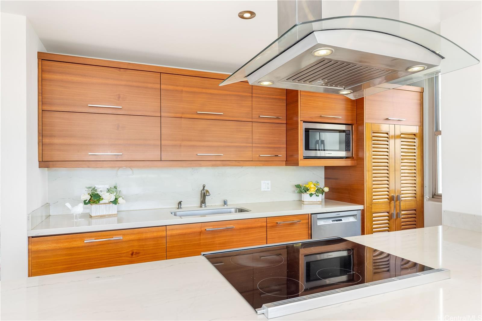 Diamond Head Vista condo # 2301, Honolulu, Hawaii - photo 9 of 25