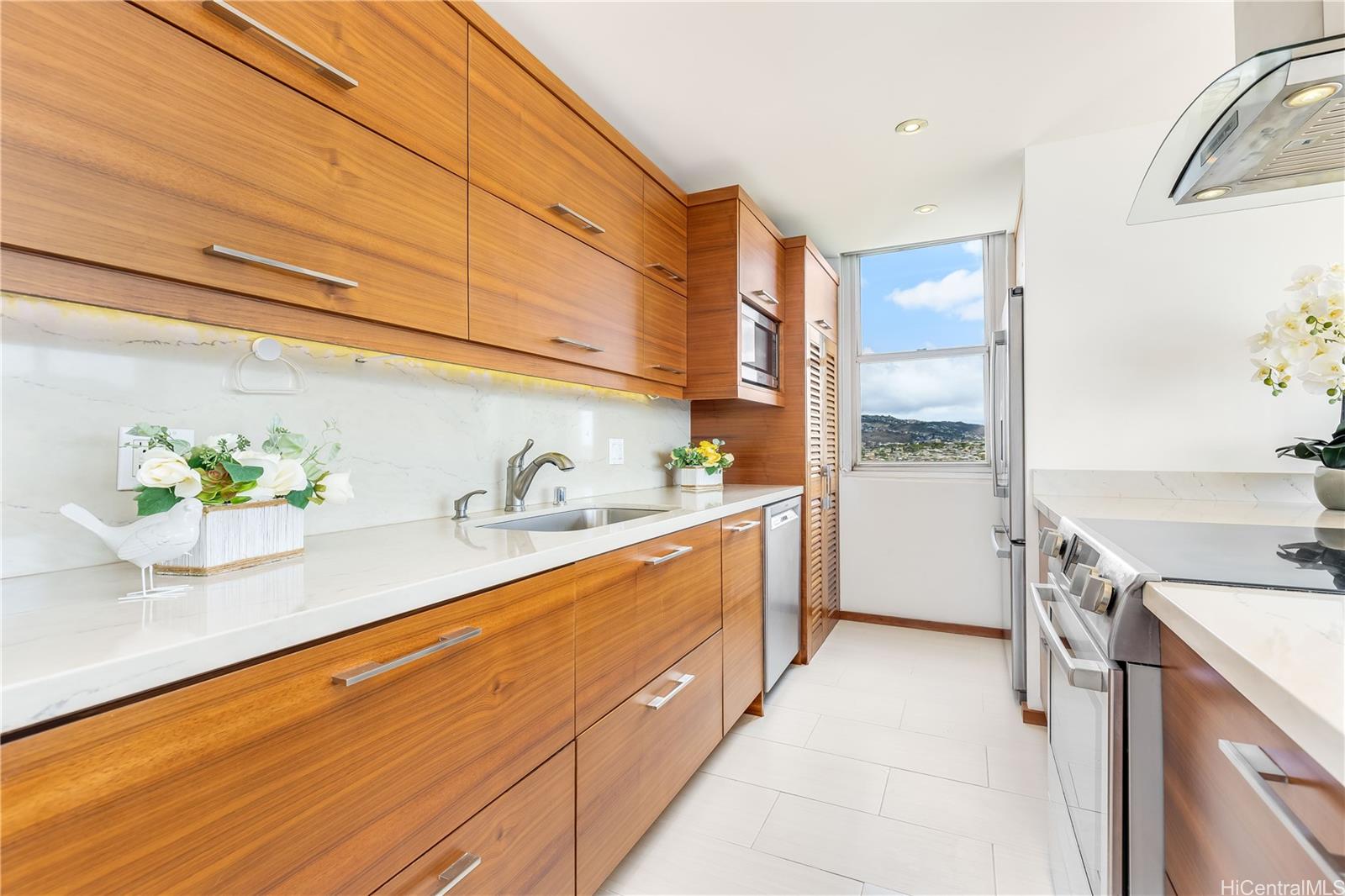 Diamond Head Vista condo # 2301, Honolulu, Hawaii - photo 10 of 25