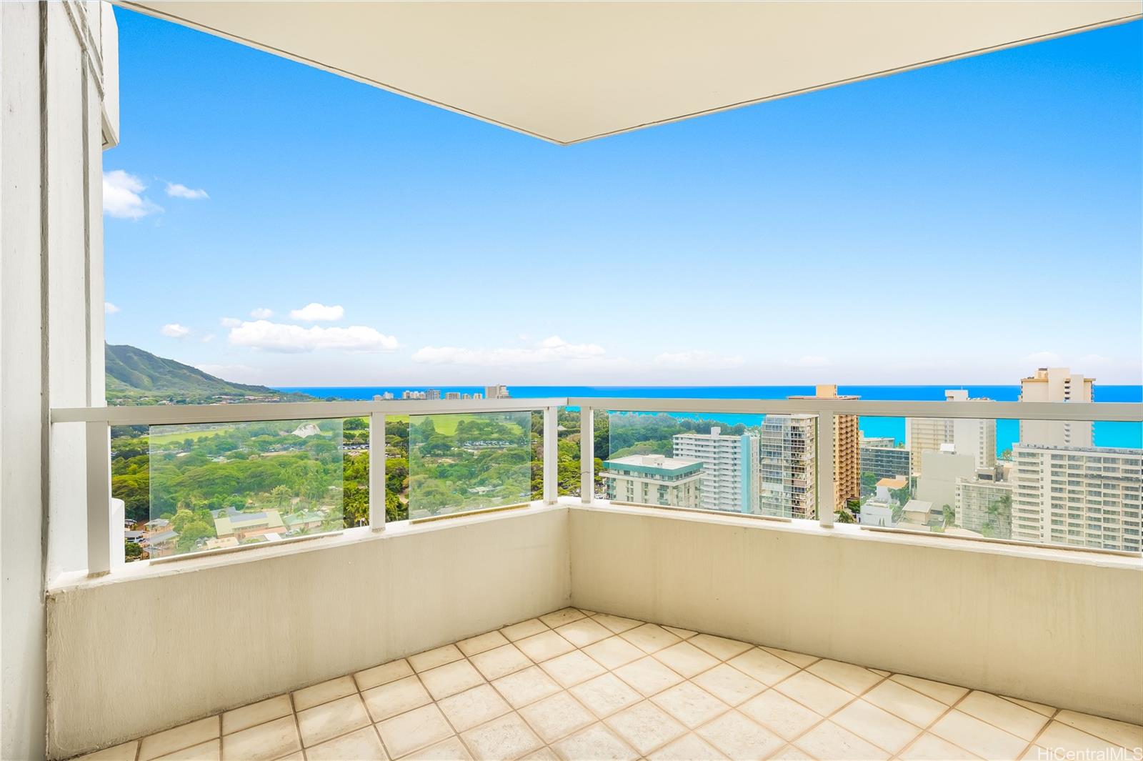 Diamond Head Vista condo # 2502, Honolulu, Hawaii - photo 4 of 25