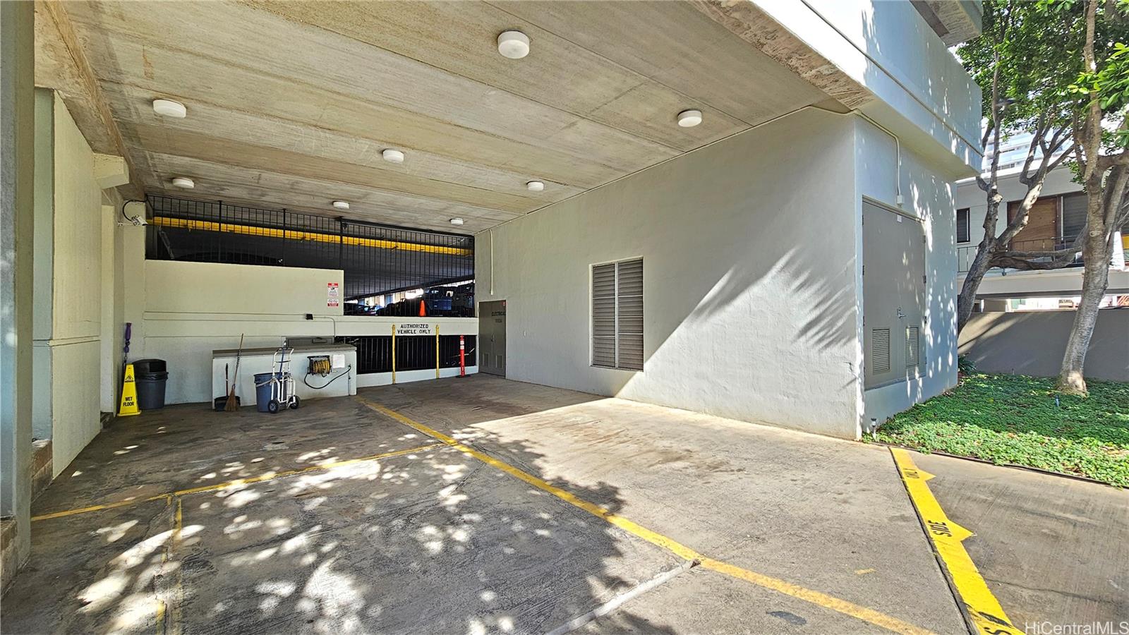 Diamond Head Vista condo # 3001, Honolulu, Hawaii - photo 22 of 25