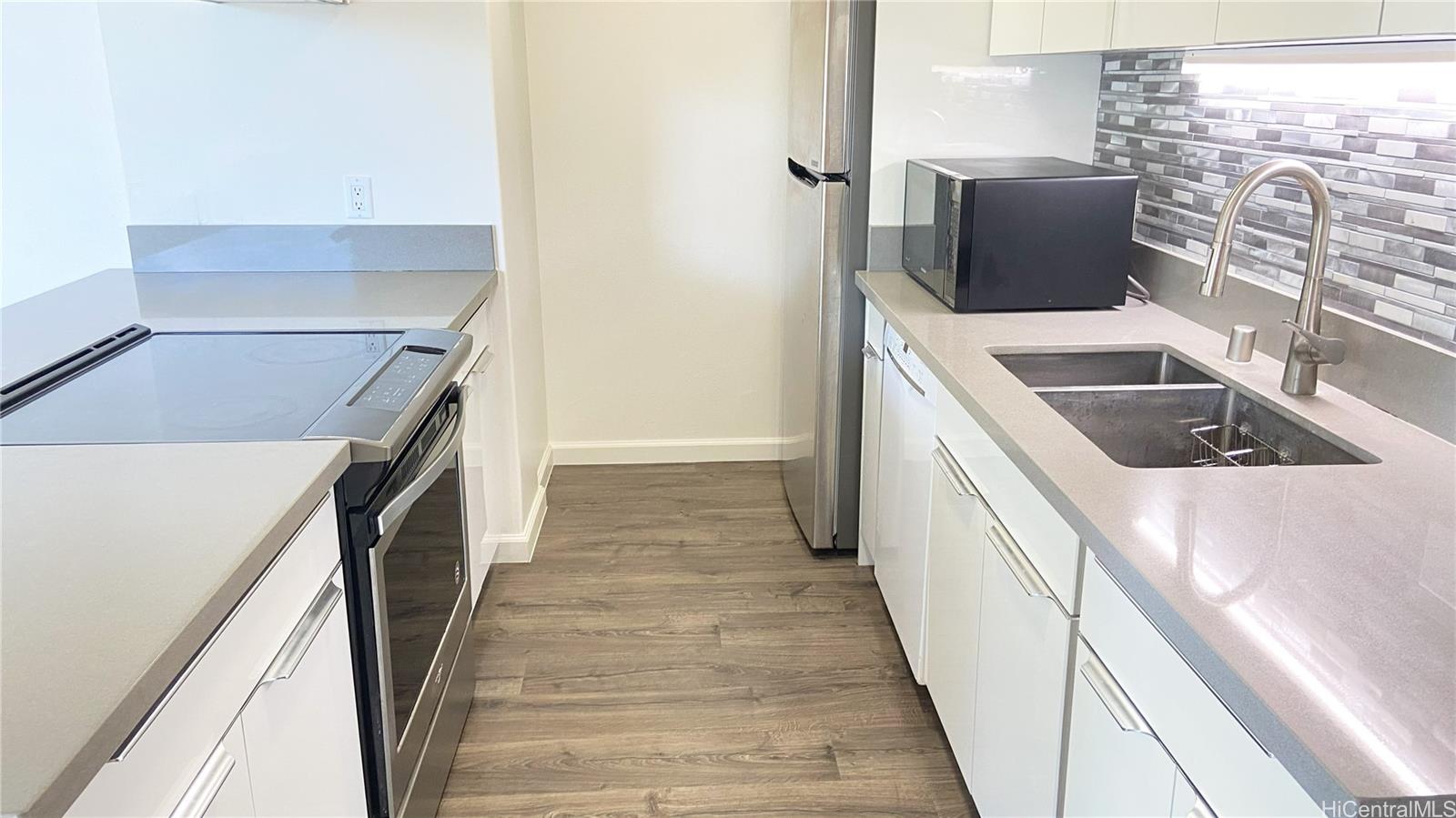 2600 Pualani Way Honolulu - Rental - photo 6 of 16