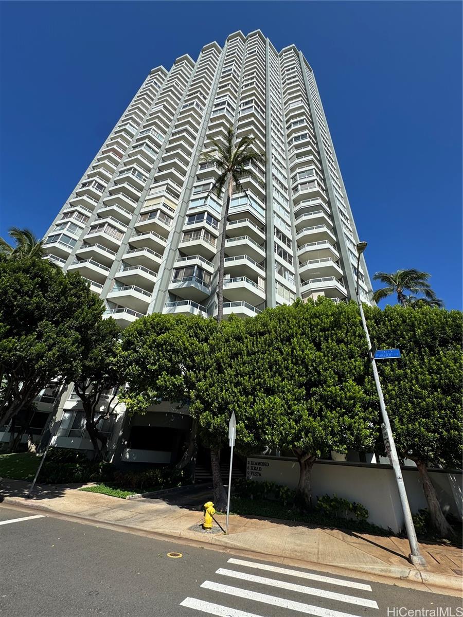 Diamond Head Vista condo # 3504, Honolulu, Hawaii - photo 2 of 25