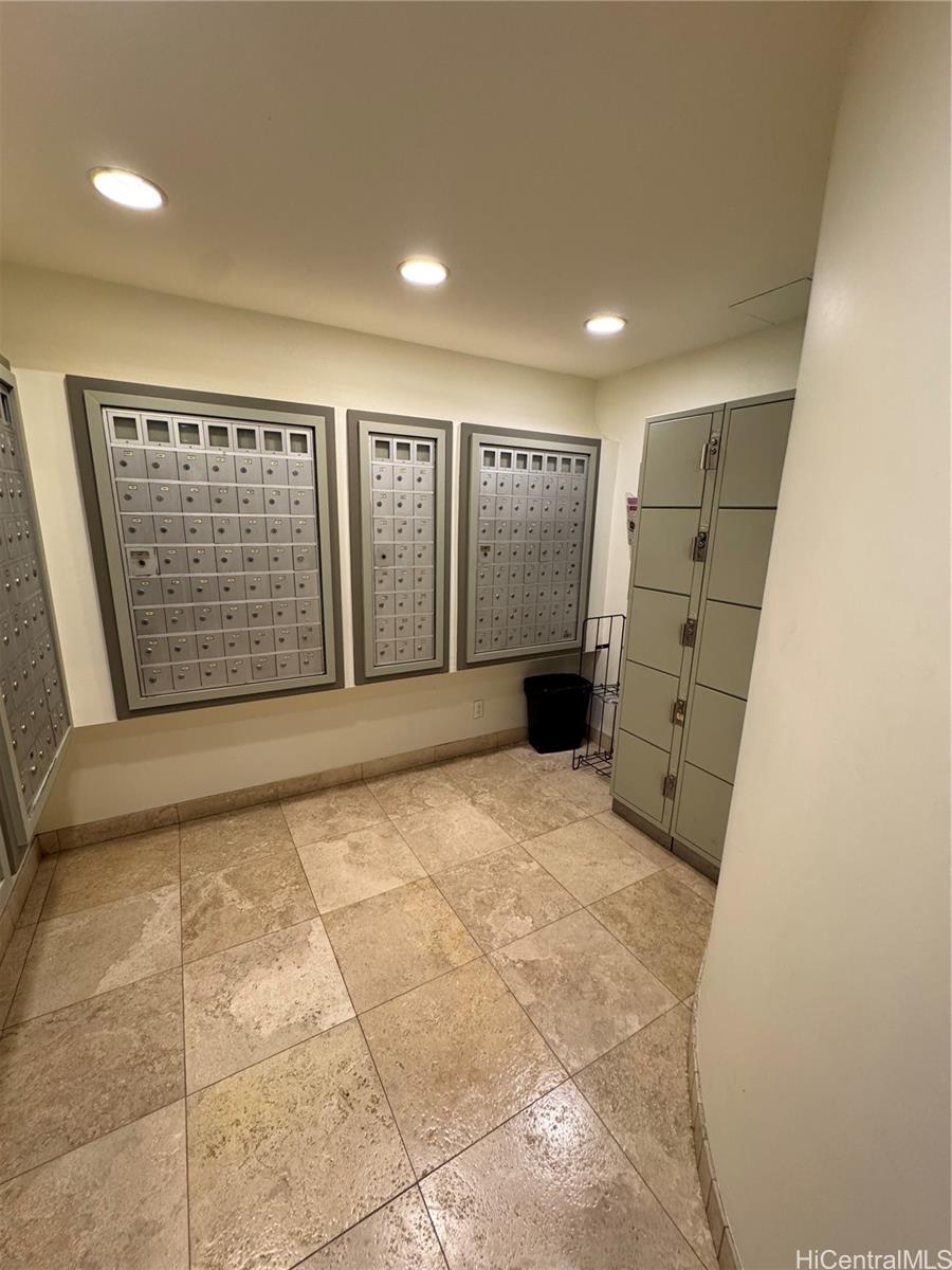 Diamond Head Vista condo # 3504, Honolulu, Hawaii - photo 21 of 25