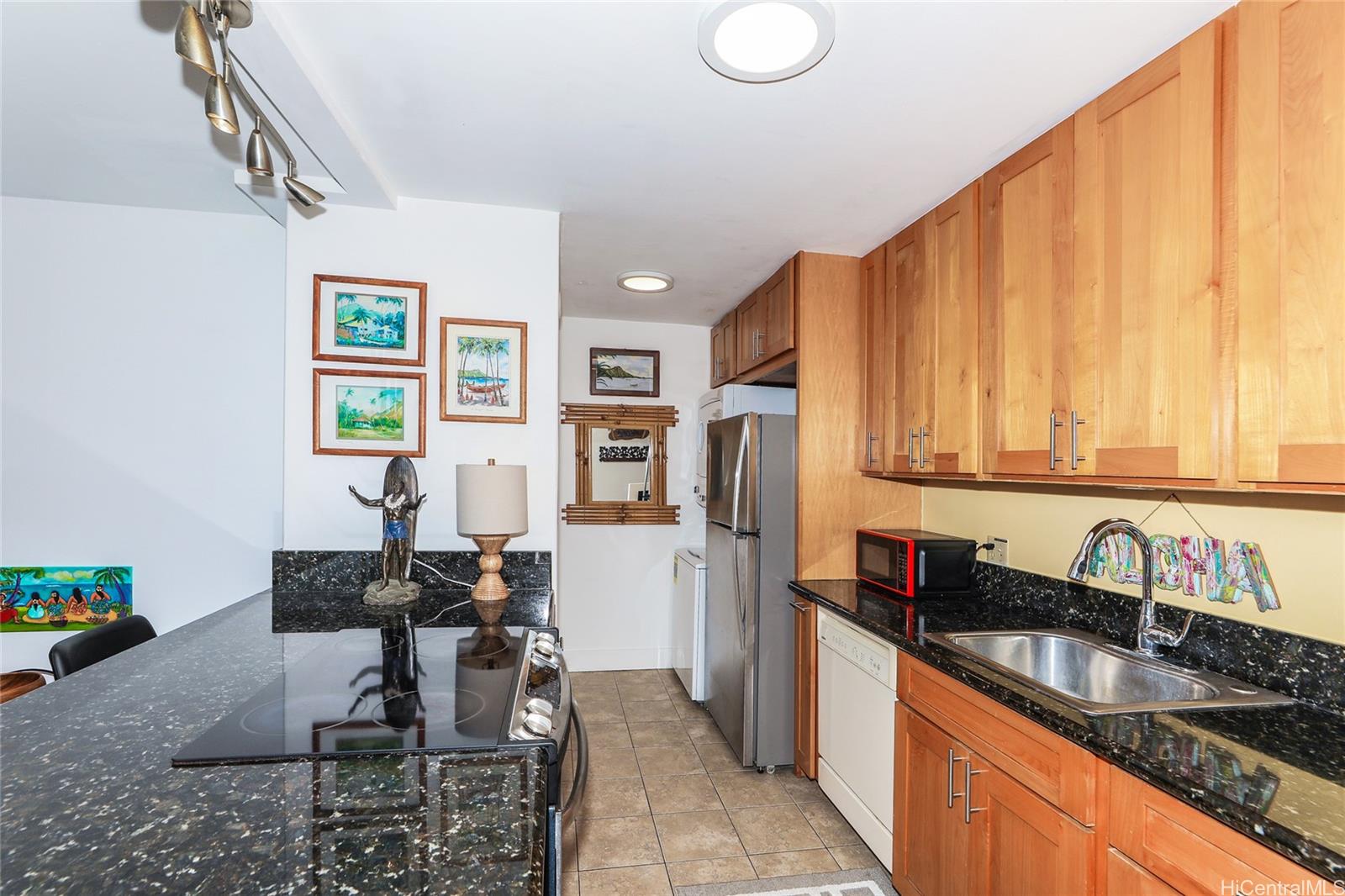 2600 Pualani Way Honolulu - Rental - photo 16 of 25