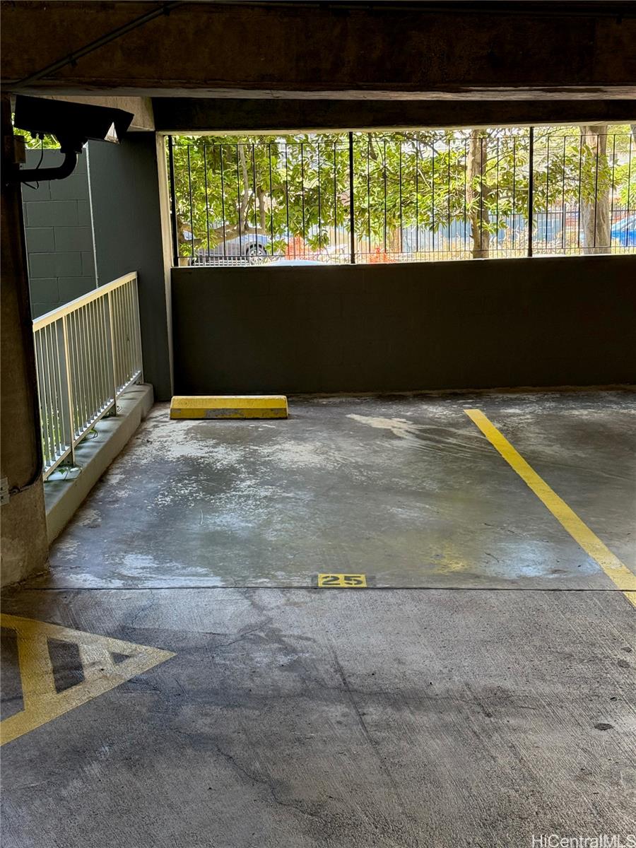 2600 Pualani Way Honolulu - Rental - photo 4 of 5