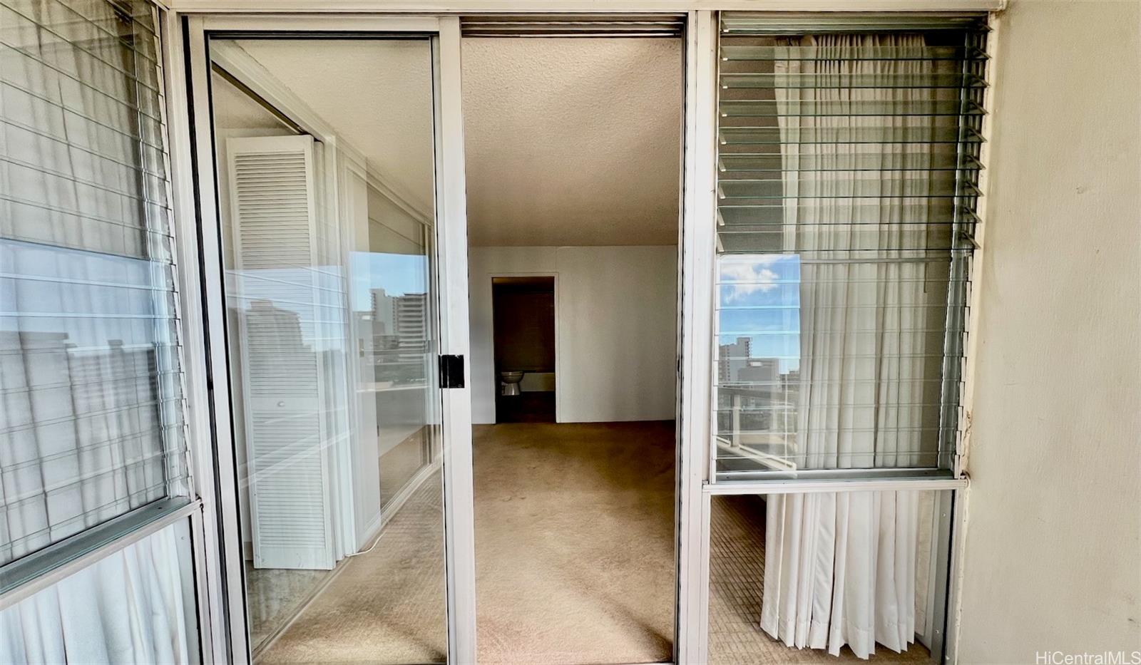 Diamond Head Vista condo # 904, Honolulu, Hawaii - photo 12 of 24