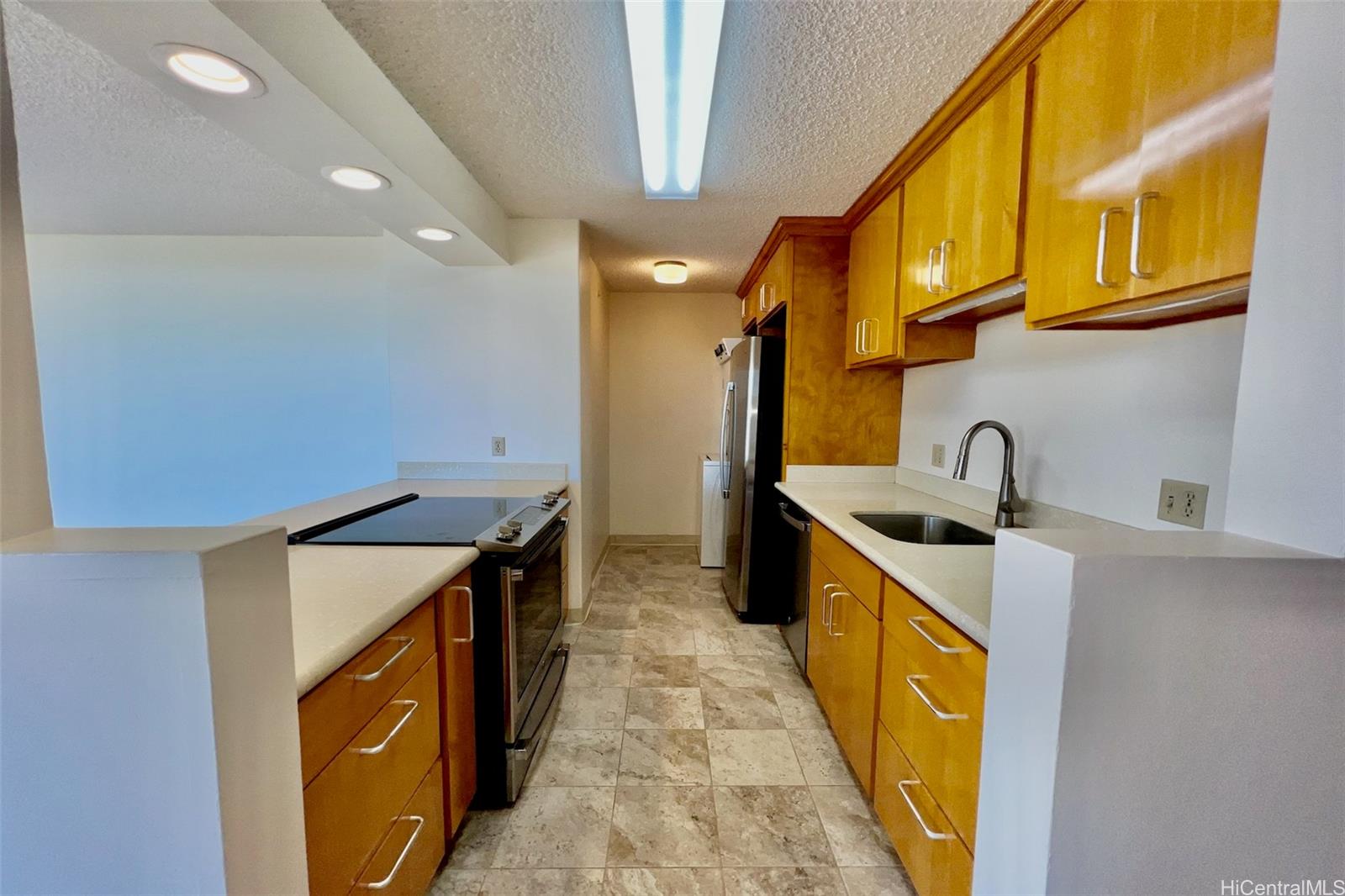 Diamond Head Vista condo # 904, Honolulu, Hawaii - photo 8 of 23