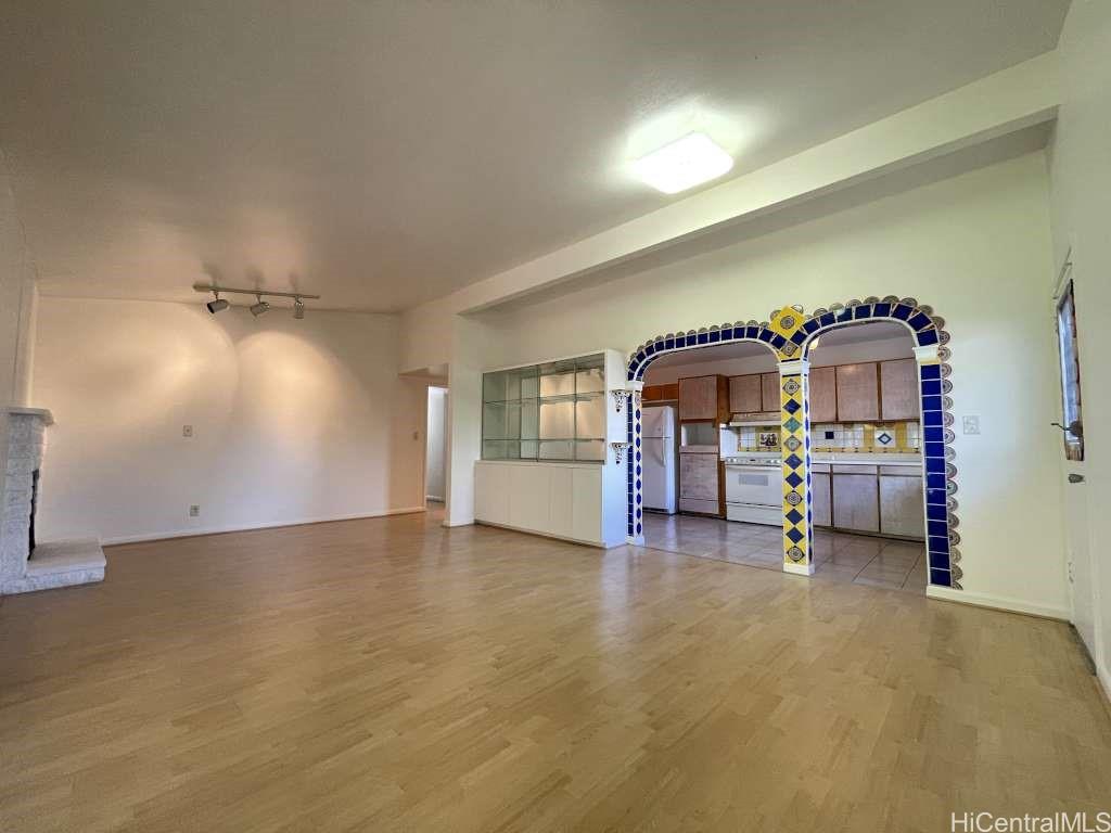 2601 California Ave Wahiawa - Rental - photo 2 of 16