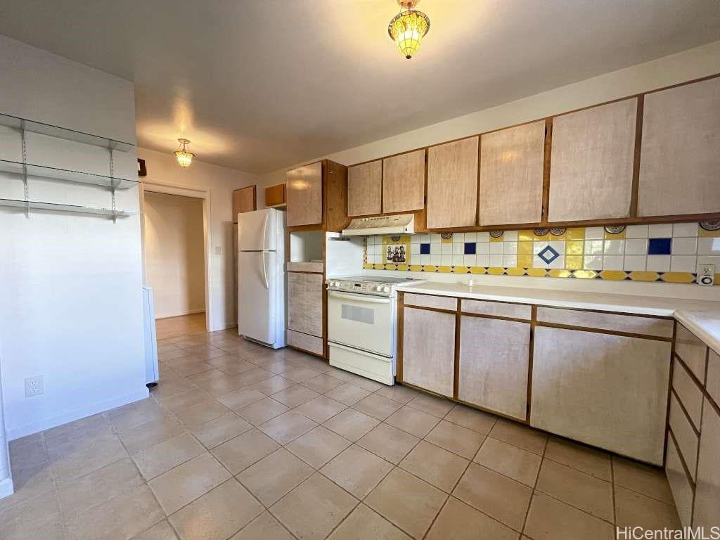 2601 California Ave Wahiawa - Rental - photo 4 of 16