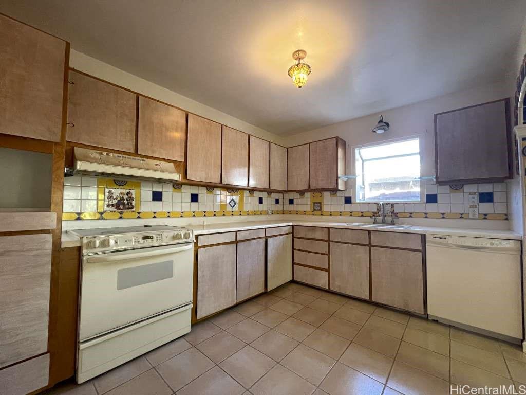 2601 California Ave Wahiawa - Rental - photo 6 of 16