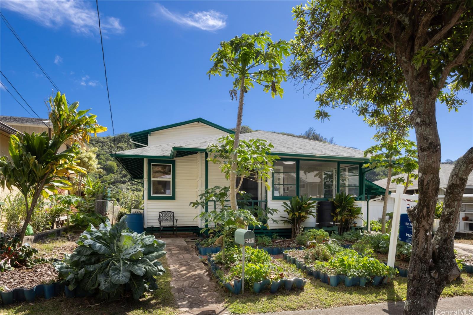 2601  Myrtle Street Palolo, Diamond Head home - photo 2 of 24