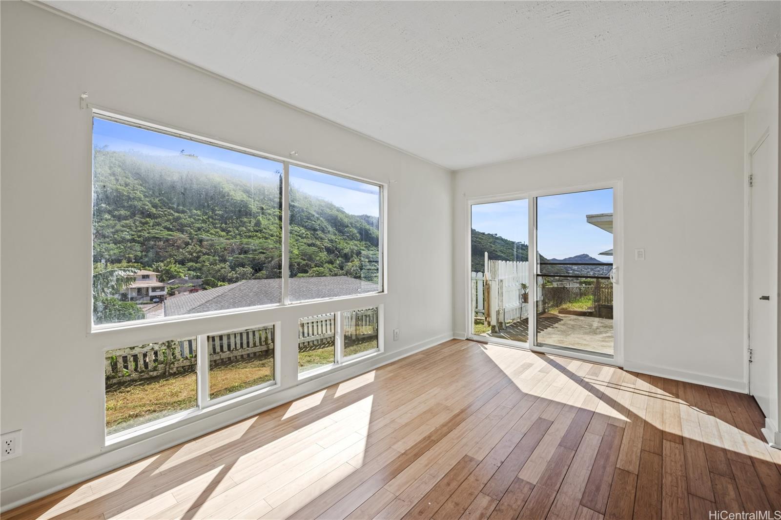 2601  Myrtle Street Palolo, Diamond Head home - photo 22 of 24