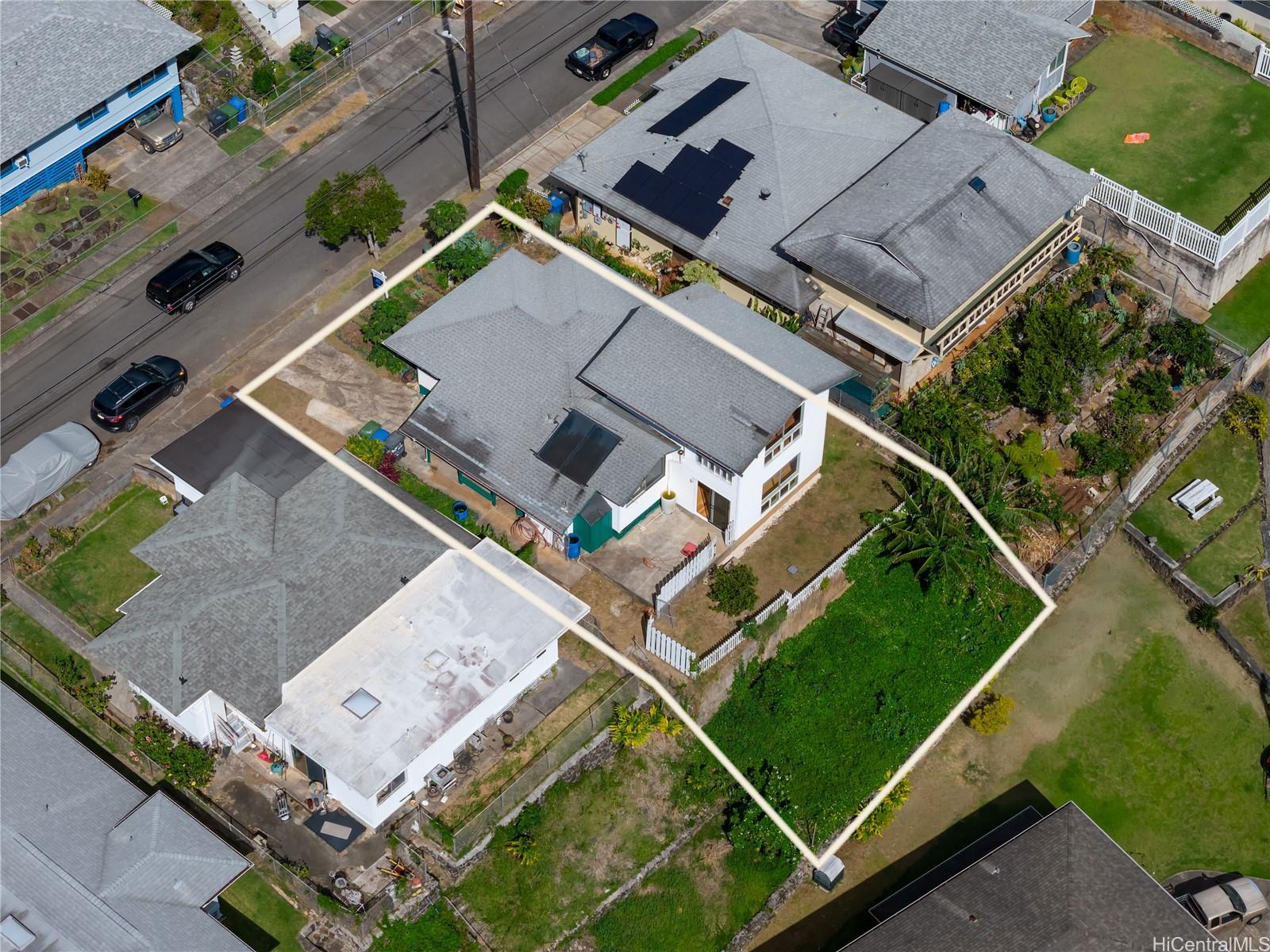 2601  Myrtle Street Palolo, Diamond Head home - photo 4 of 24