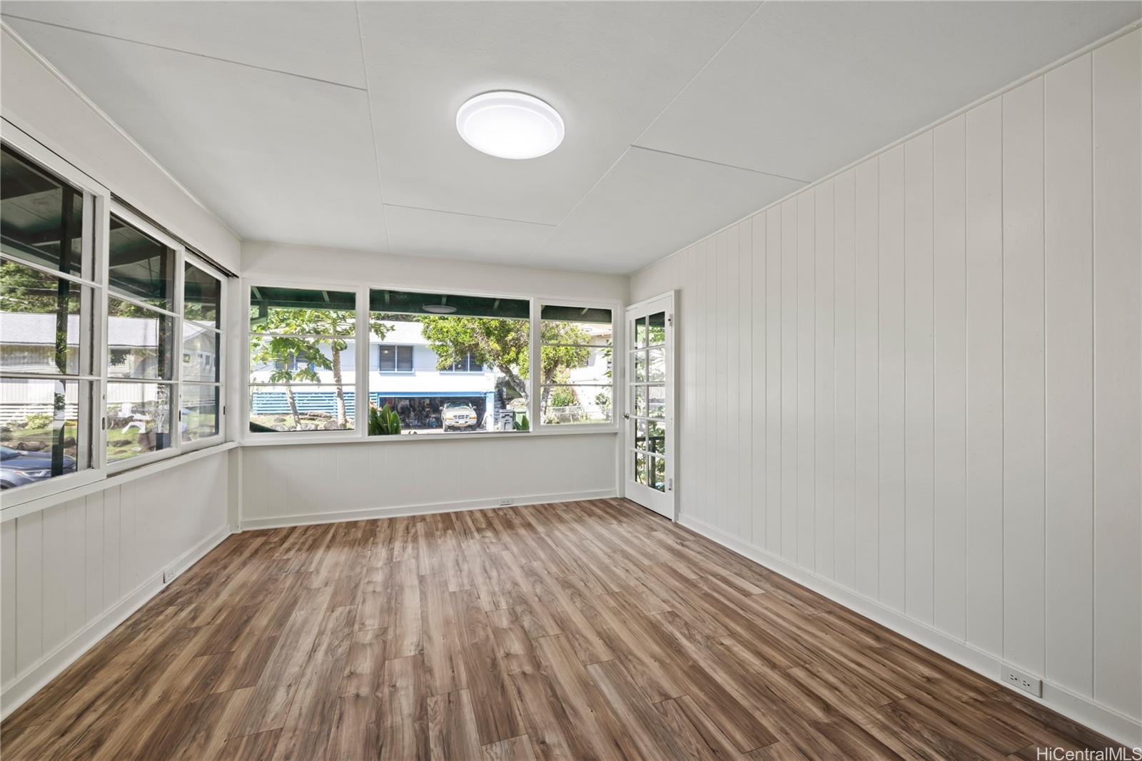 2601  Myrtle Street Palolo, Diamond Head home - photo 10 of 24