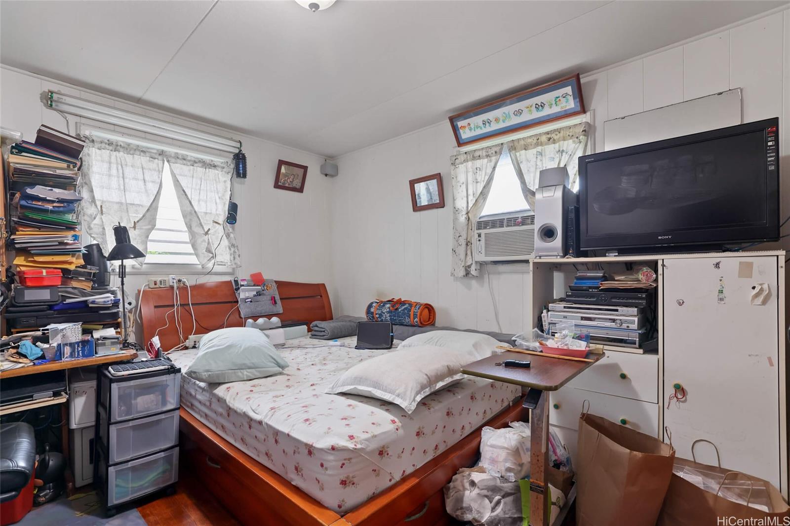 2606 Nahaku Place Honolulu - Multi-family - photo 20 of 25