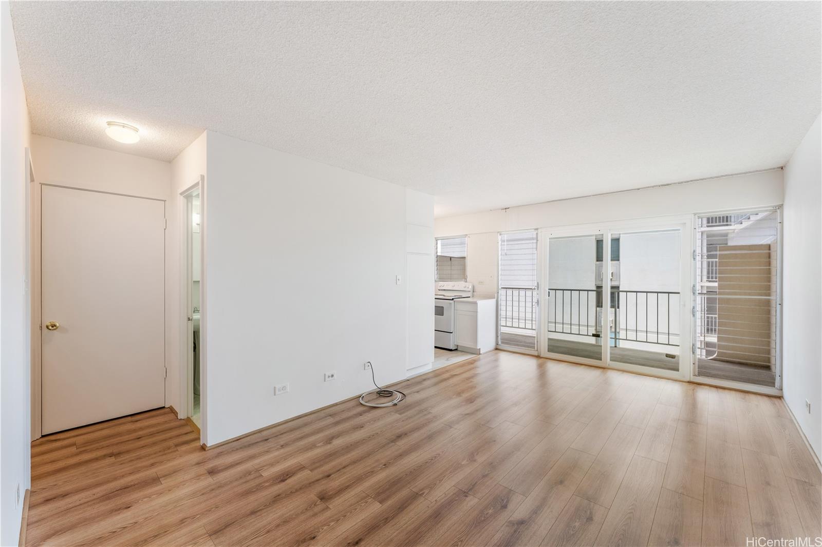 Ala Wailani condo # 1002, Honolulu, Hawaii - photo 2 of 20