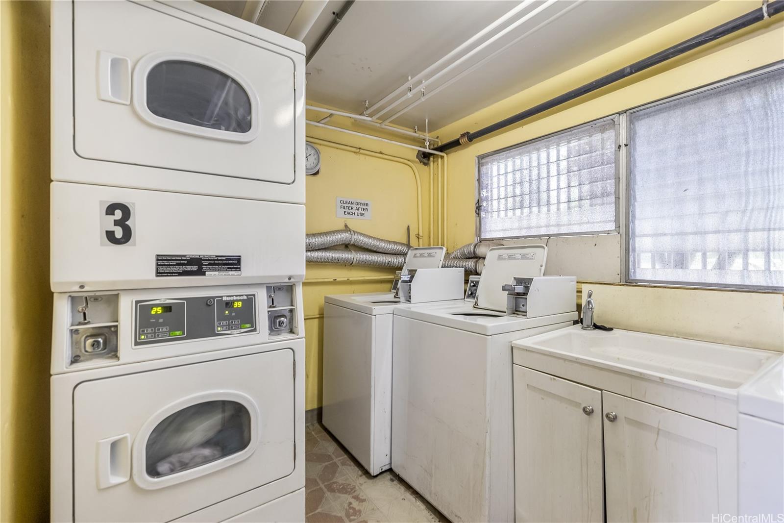 Ala Wailani condo # 1004, Honolulu, Hawaii - photo 18 of 22