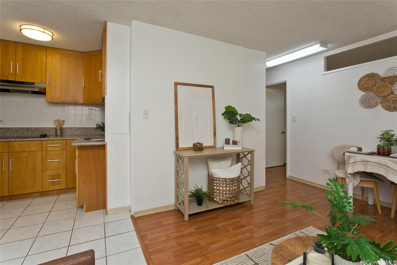 Ala Wailani condo # 403, Honolulu, Hawaii - photo 4 of 9