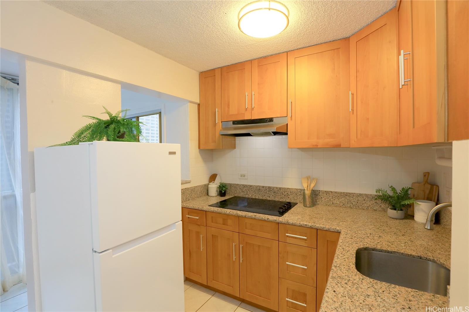 Ala Wailani condo # 403, Honolulu, Hawaii - photo 5 of 18