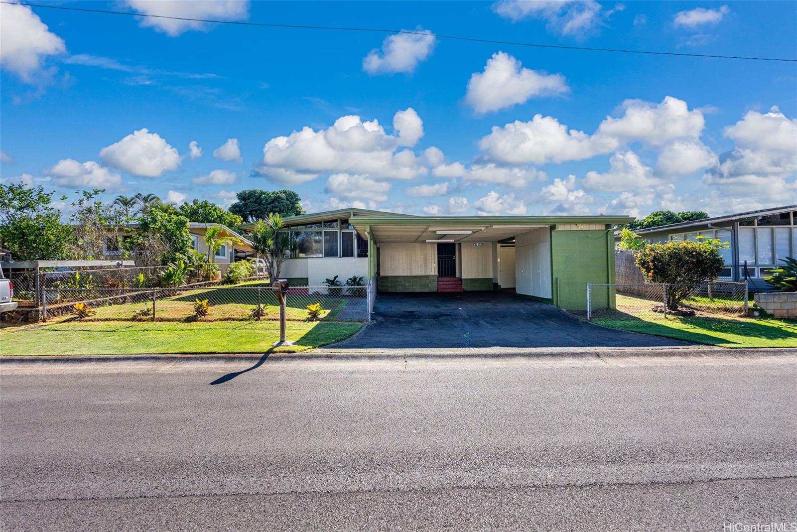 261  Kaliponi Street Wahiawa Area, Central home - photo 20 of 25