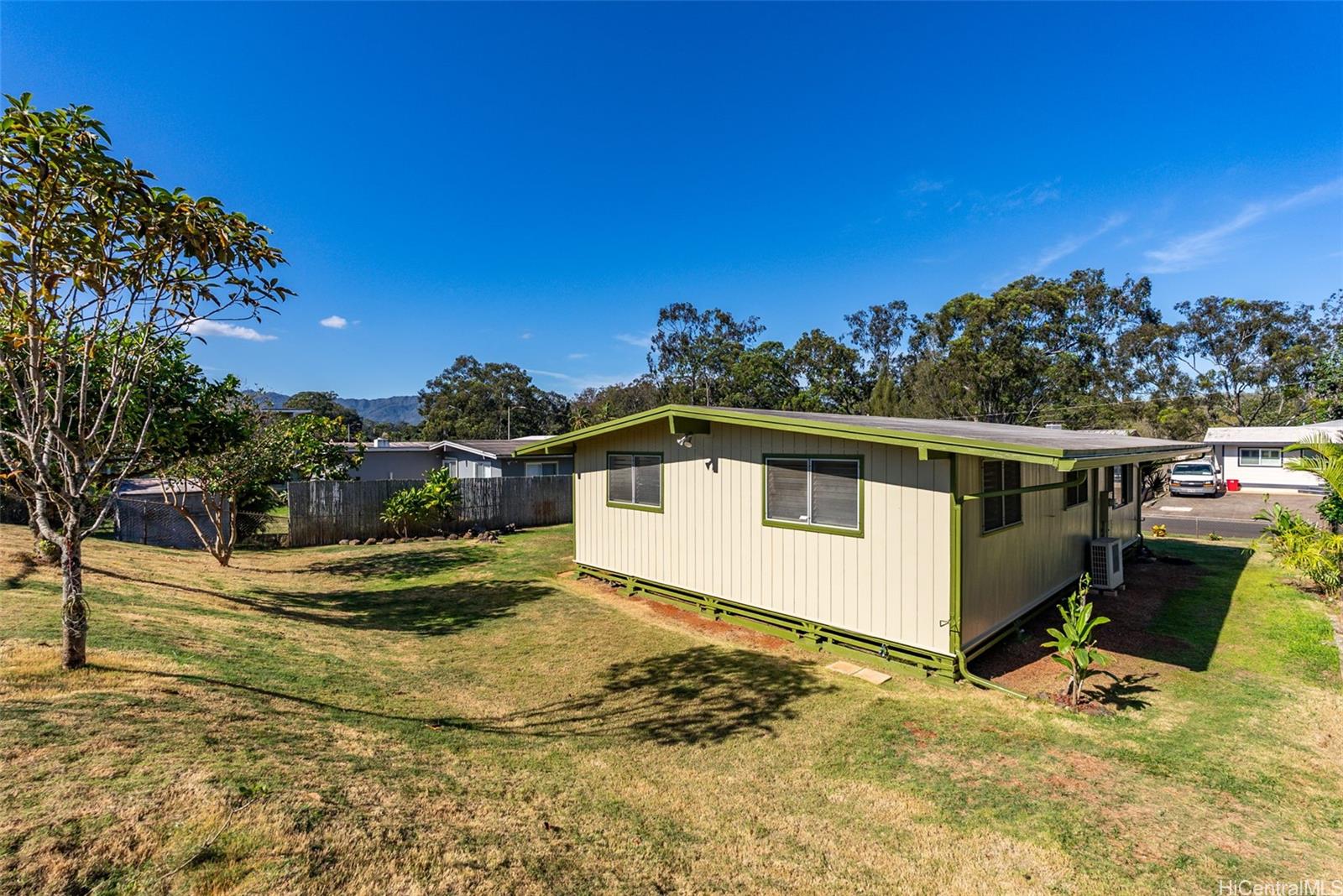 261  Kaliponi Street Wahiawa Area, Central home - photo 23 of 25