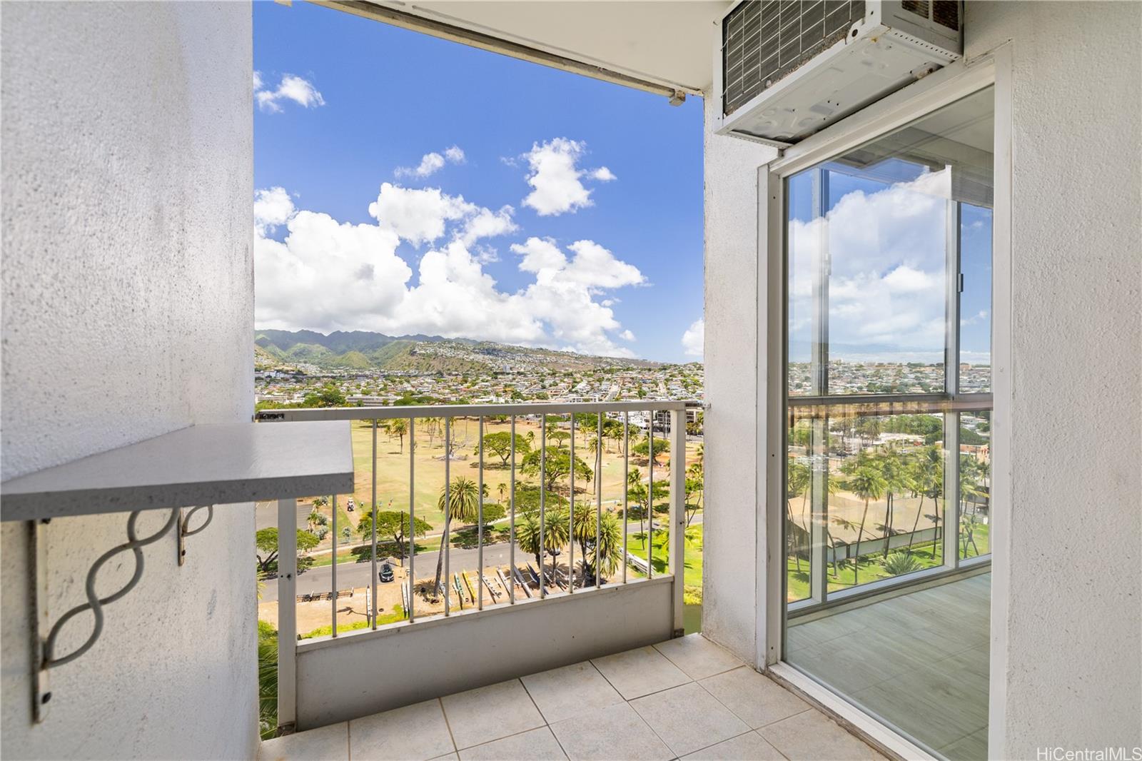 Canal House condo # 1502, Honolulu, Hawaii - photo 6 of 23