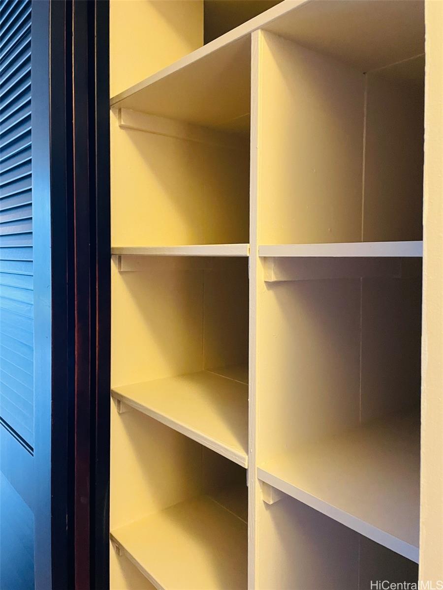 Canal House condo # 1802, Honolulu, Hawaii - photo 17 of 23