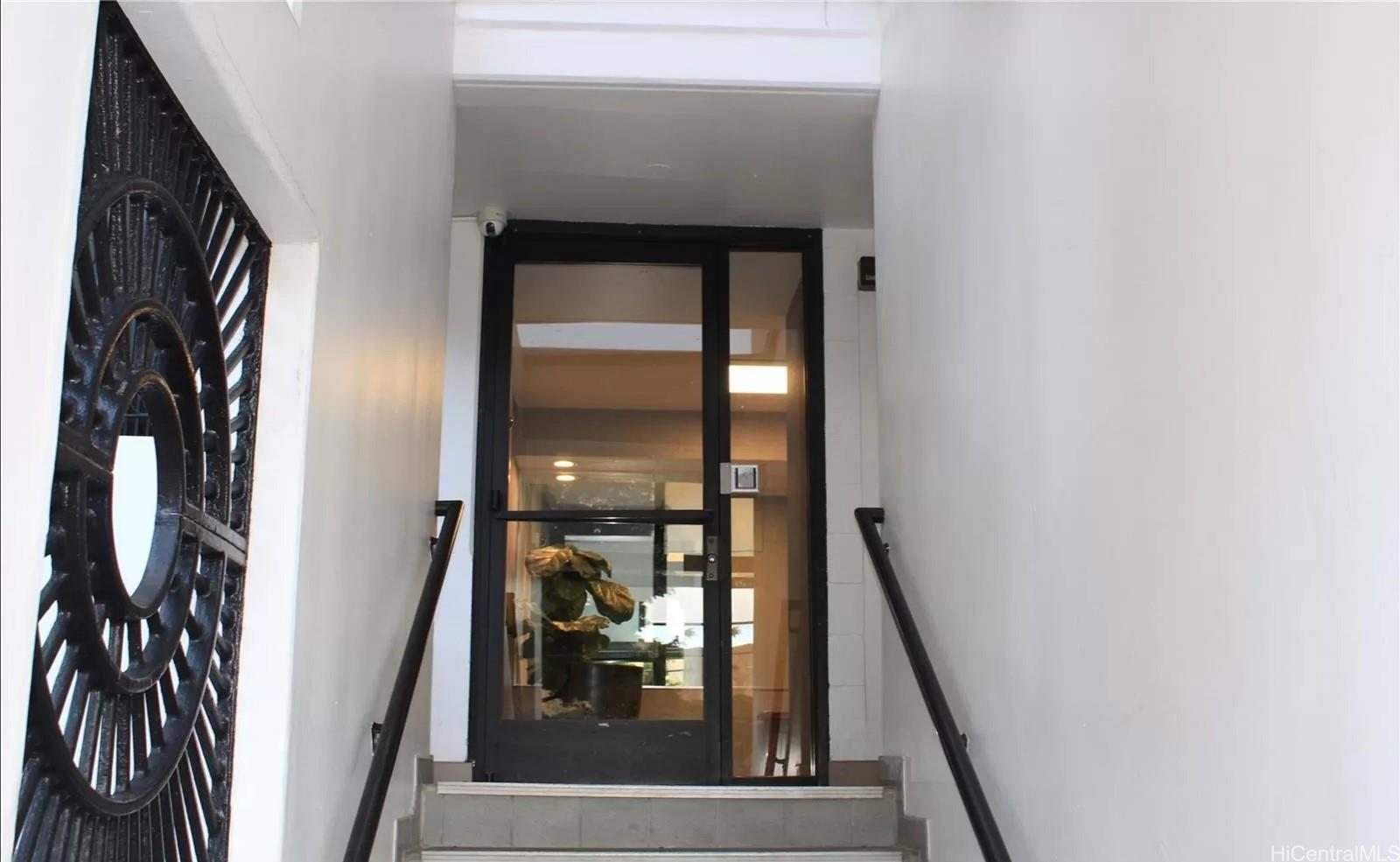 Canal House condo # 1904, Honolulu, Hawaii - photo 15 of 16