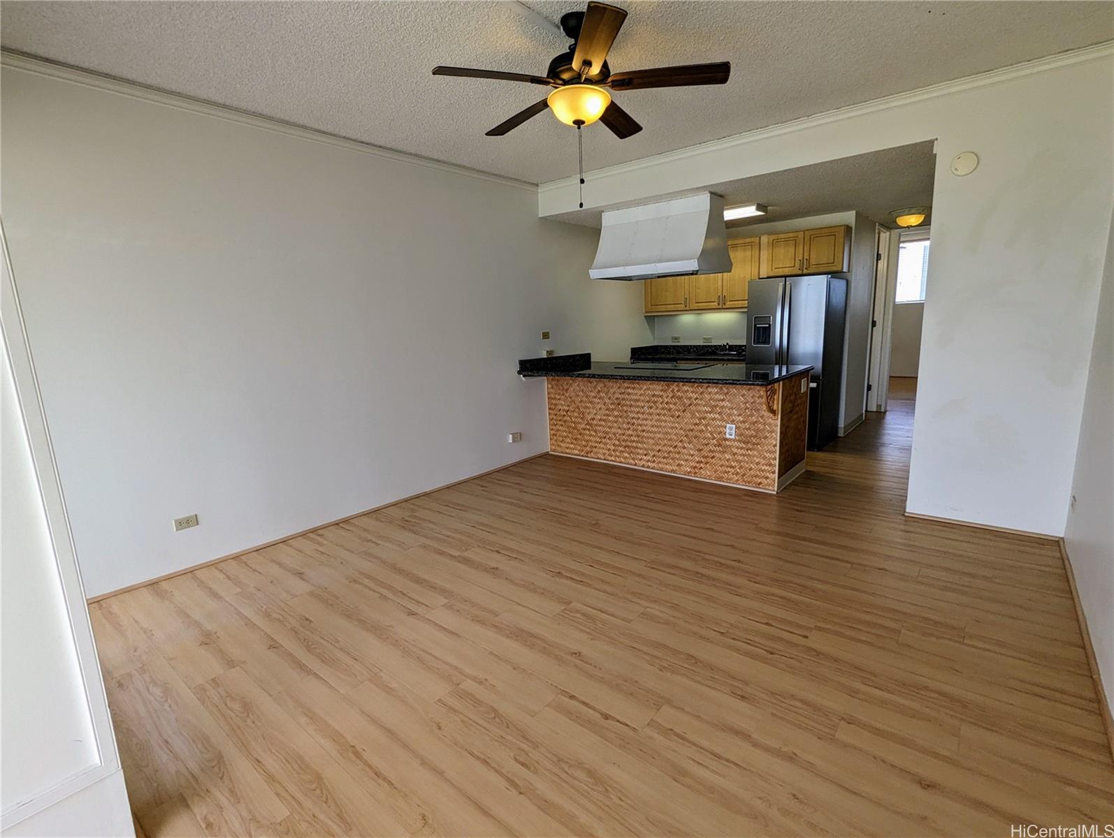 2611 Ala Wai Blvd Honolulu - Rental - photo 14 of 20