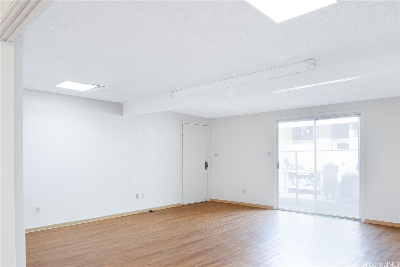 2619  California Ave Wahiawa Heights, Central home - photo 11 of 18