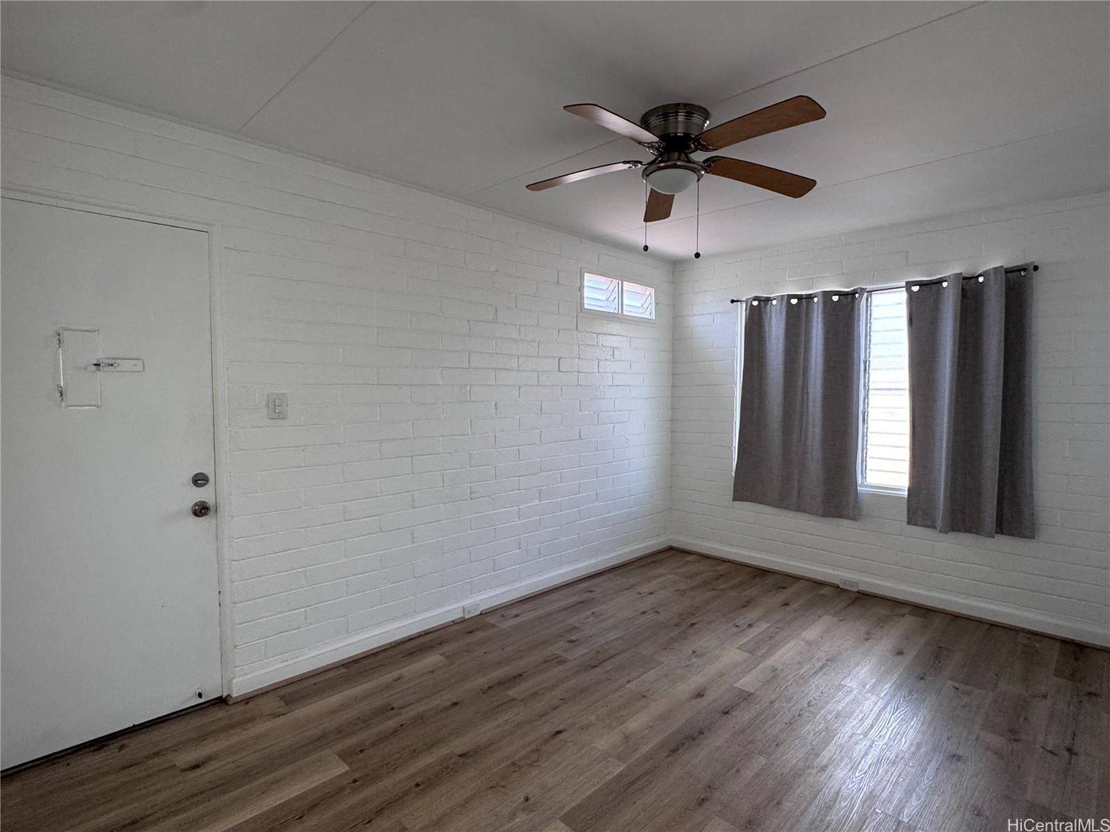 2624 Nahaku Pl Honolulu - Rental - photo 5 of 11