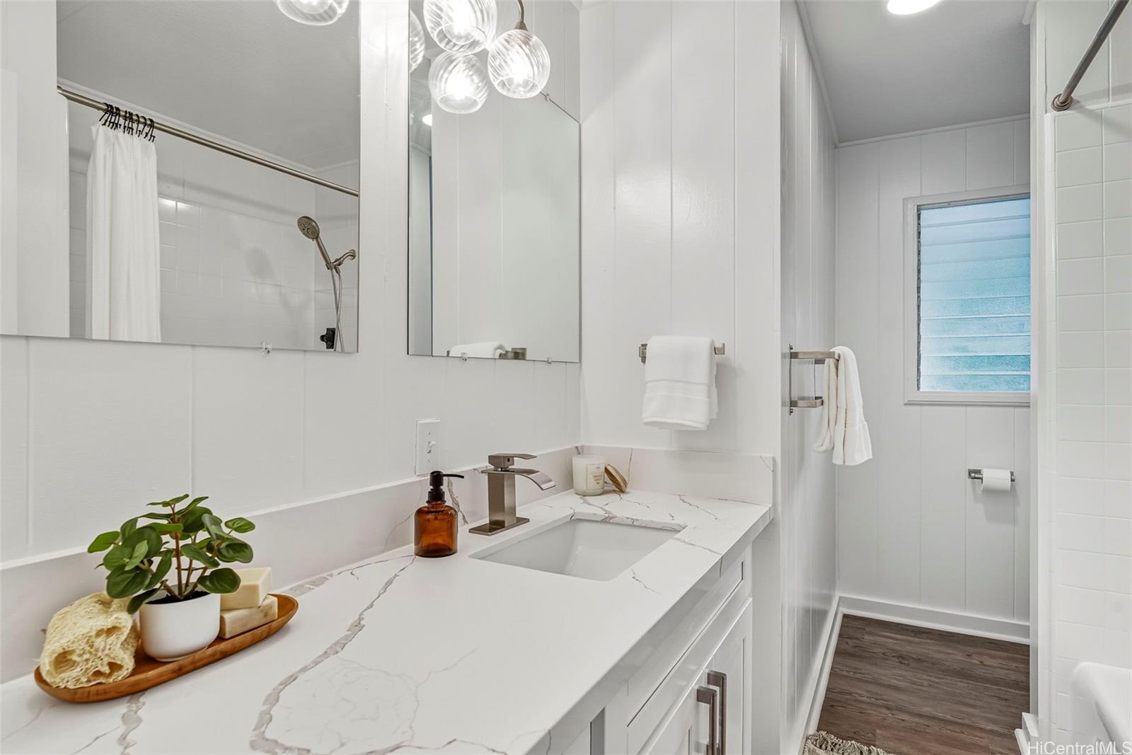 2625  Puninoni St Wahiawa Heights, Central home - photo 14 of 17