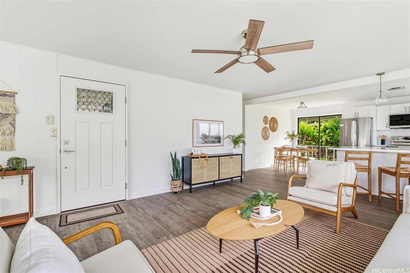 2625  Puninoni St Wahiawa Heights, Central home - photo 6 of 17