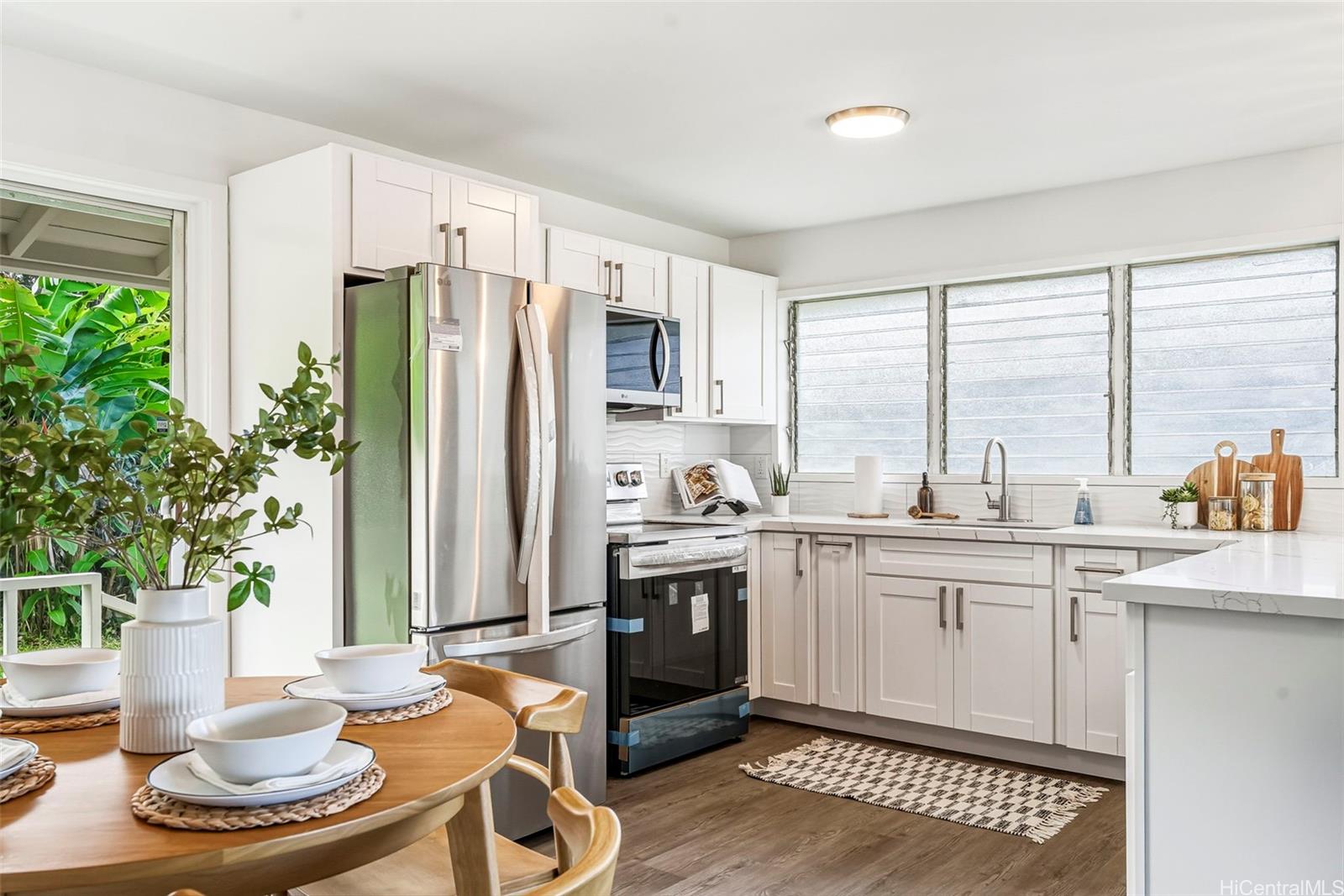 2625  Puninoni St Wahiawa Heights, Central home - photo 9 of 17