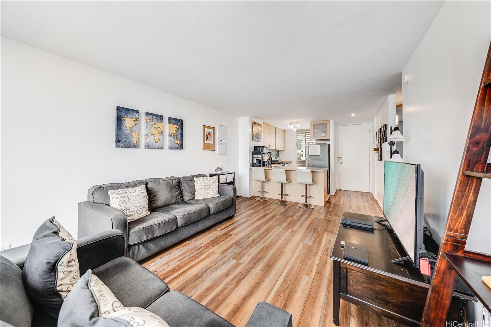 Plumeria Hale condo # 802, Honolulu, Hawaii - photo 11 of 25