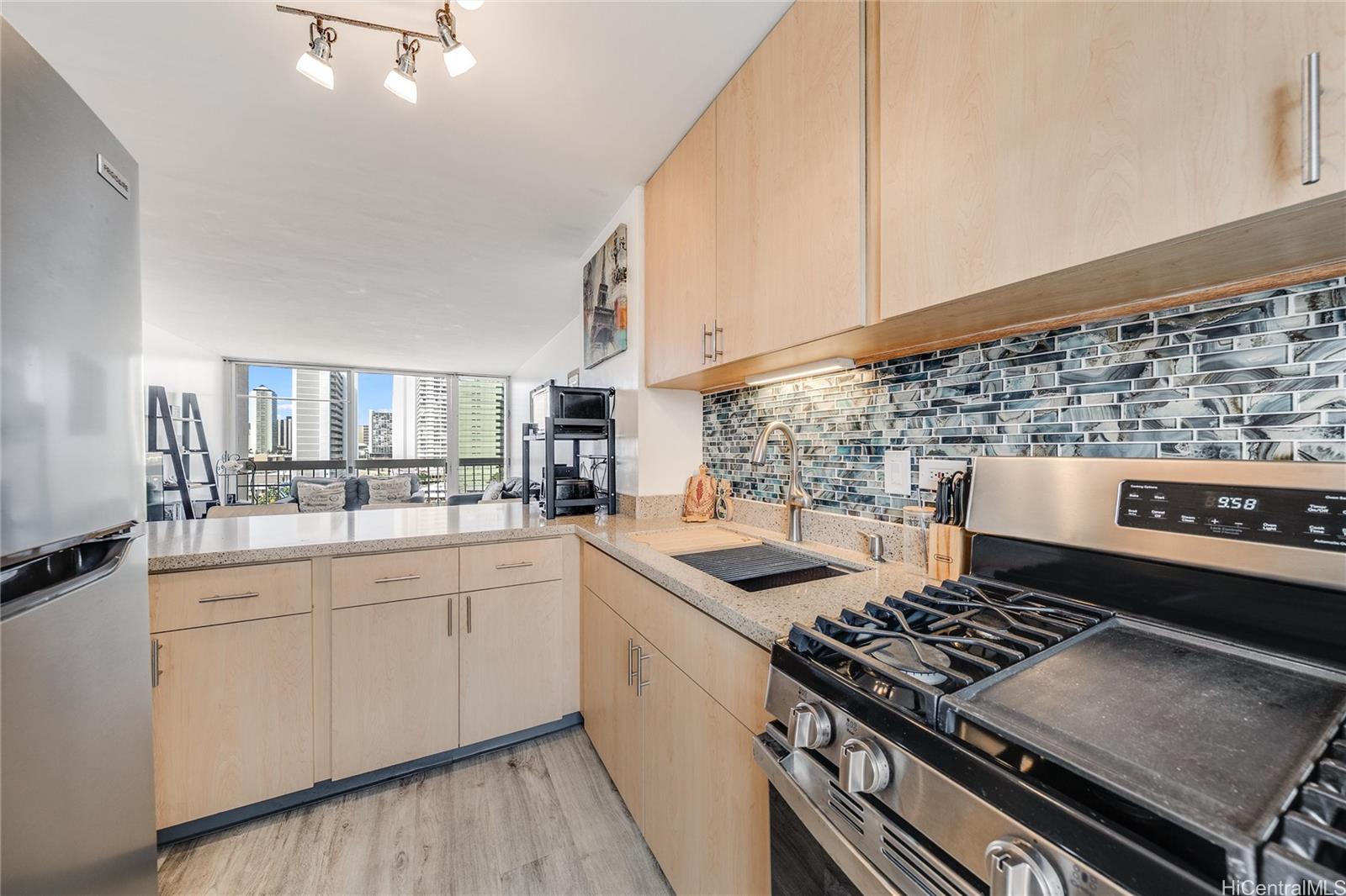 Plumeria Hale condo # 802, Honolulu, Hawaii - photo 6 of 25